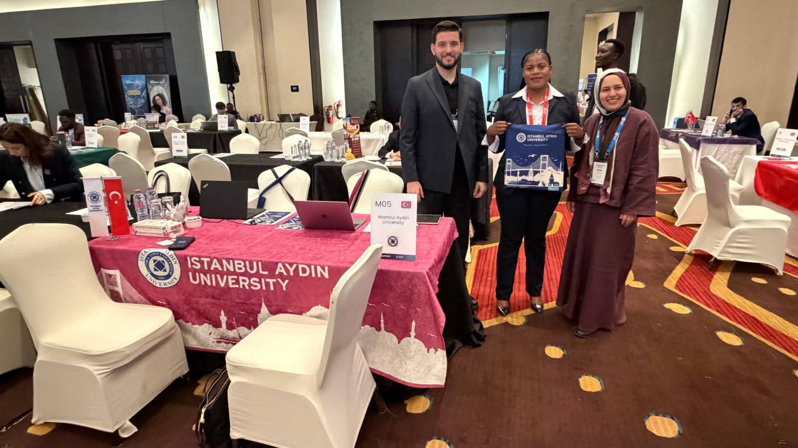 Dentcor meeting representatives at the Istanbul Aydin University stand in Turkey